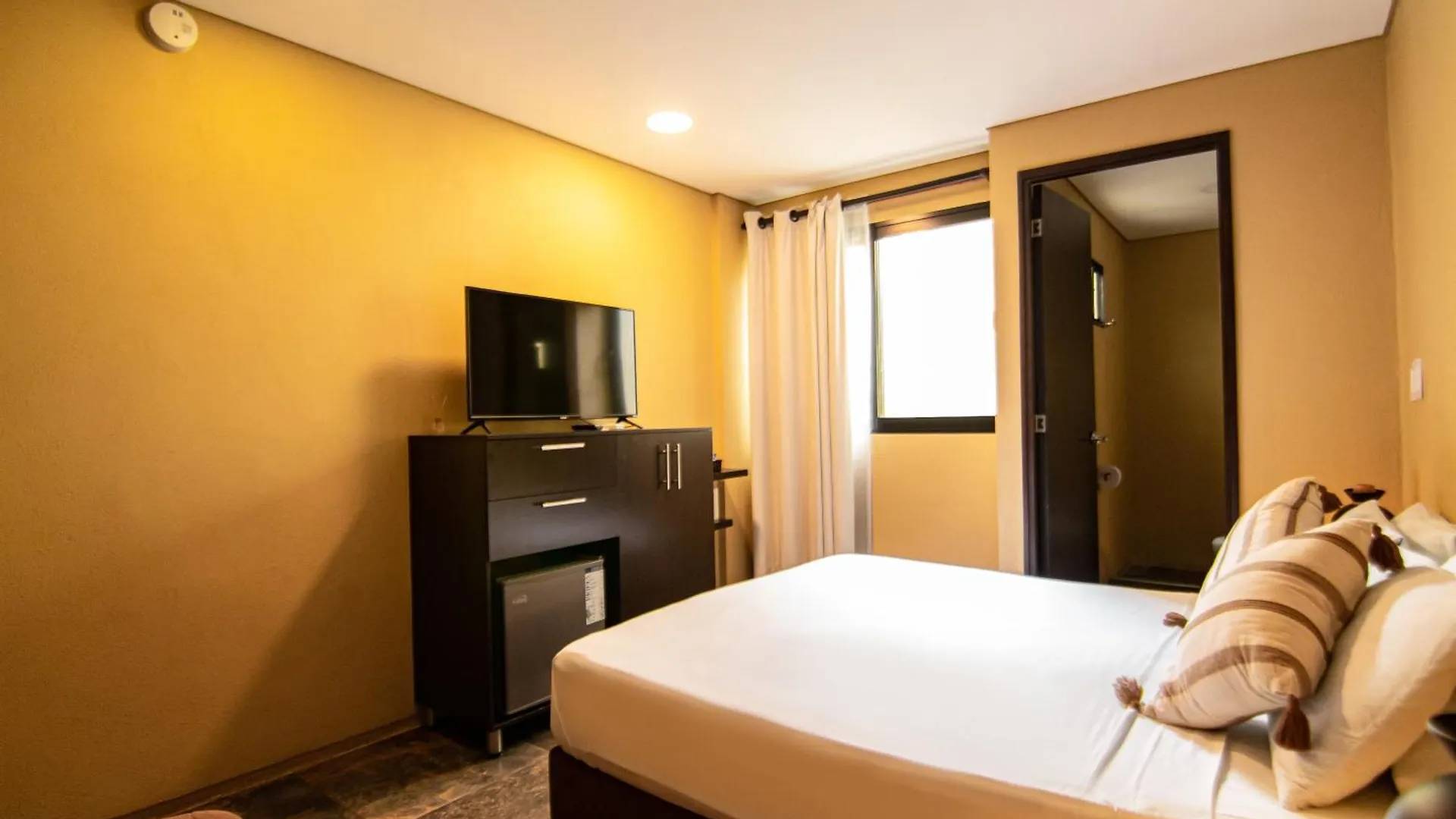 Oasis Fresh Hotel Santa Marta